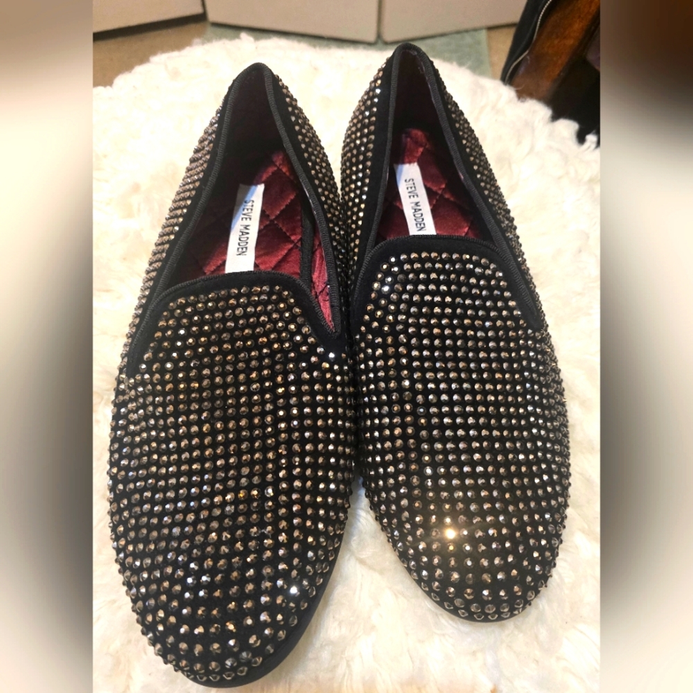 Steve Madden CAVIARR Rhinestone Slip On Loafers with Silver Studs Mens 10 NWOB